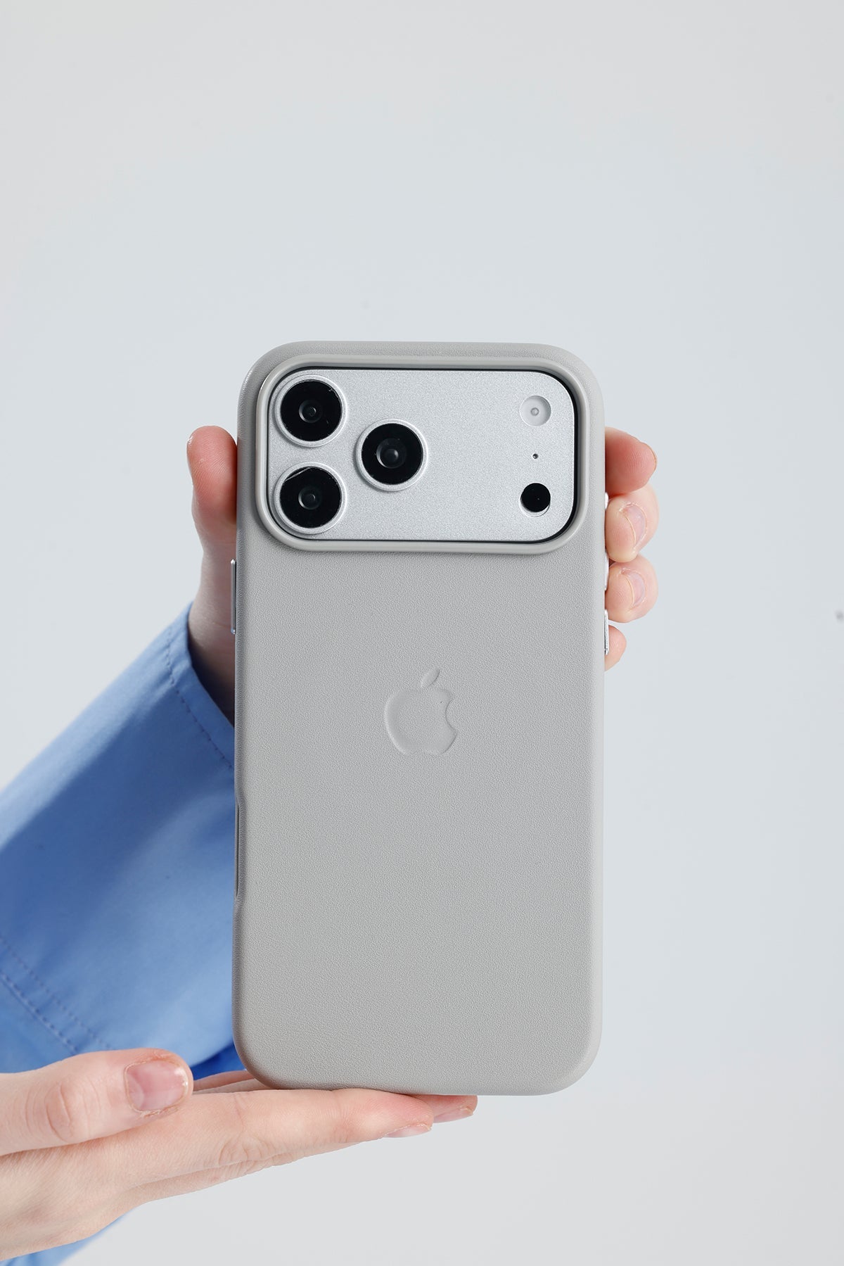 Apple MagSafe Özellikli Deri Kılıf - Gri
