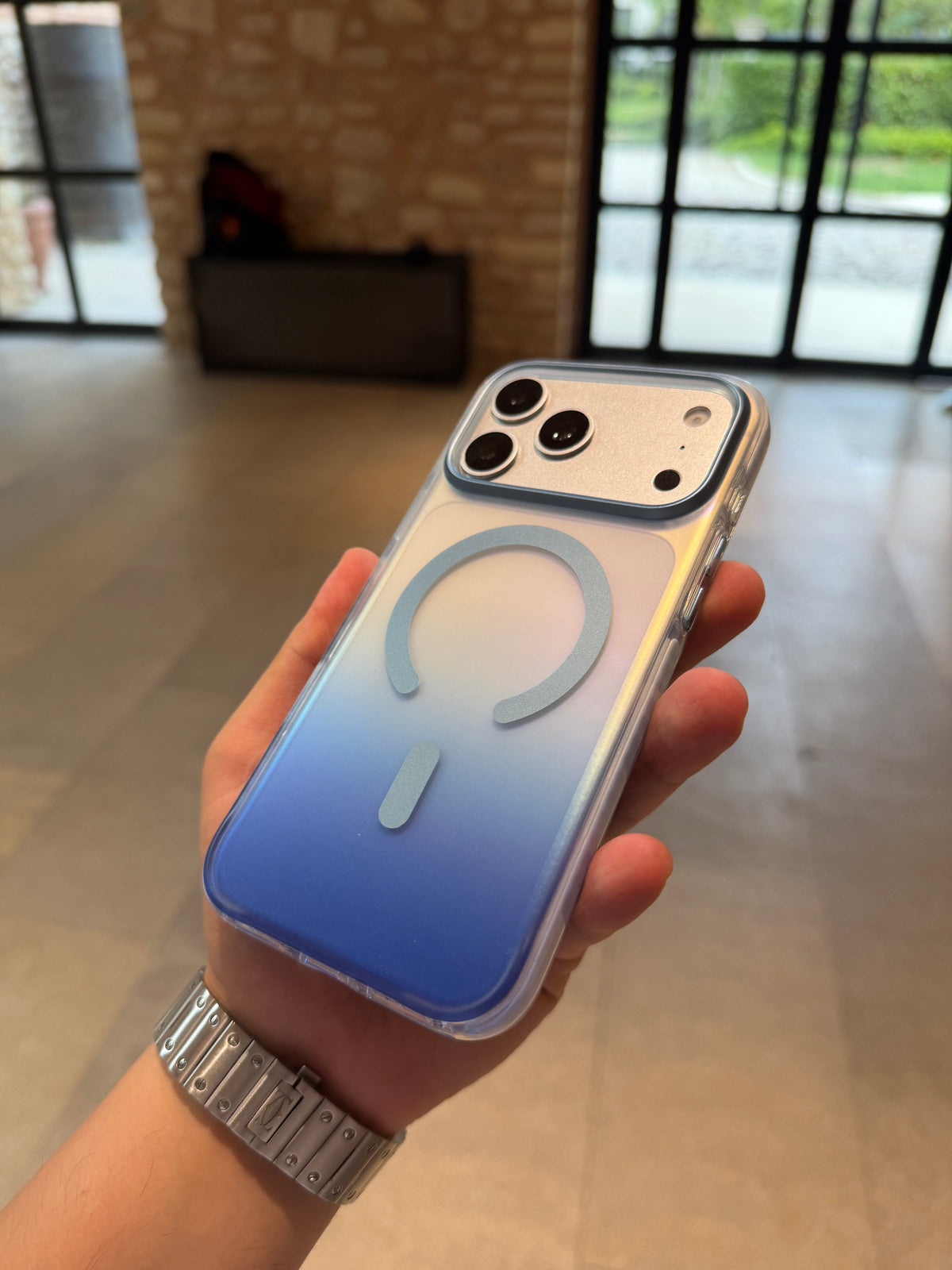 Aura MagSafe 18 Serisi Kılıf Mavi