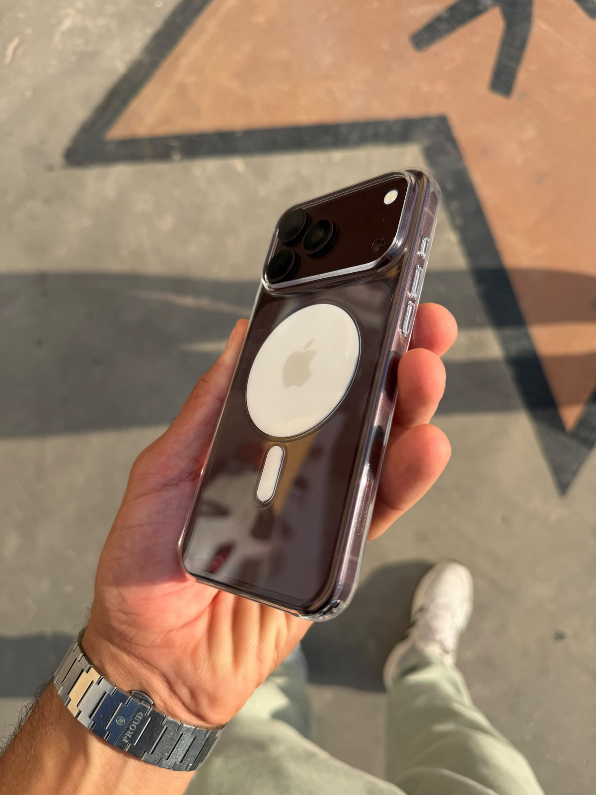 iPhone MagSafe Özellikli Şeffaf Telefon Kılıfı