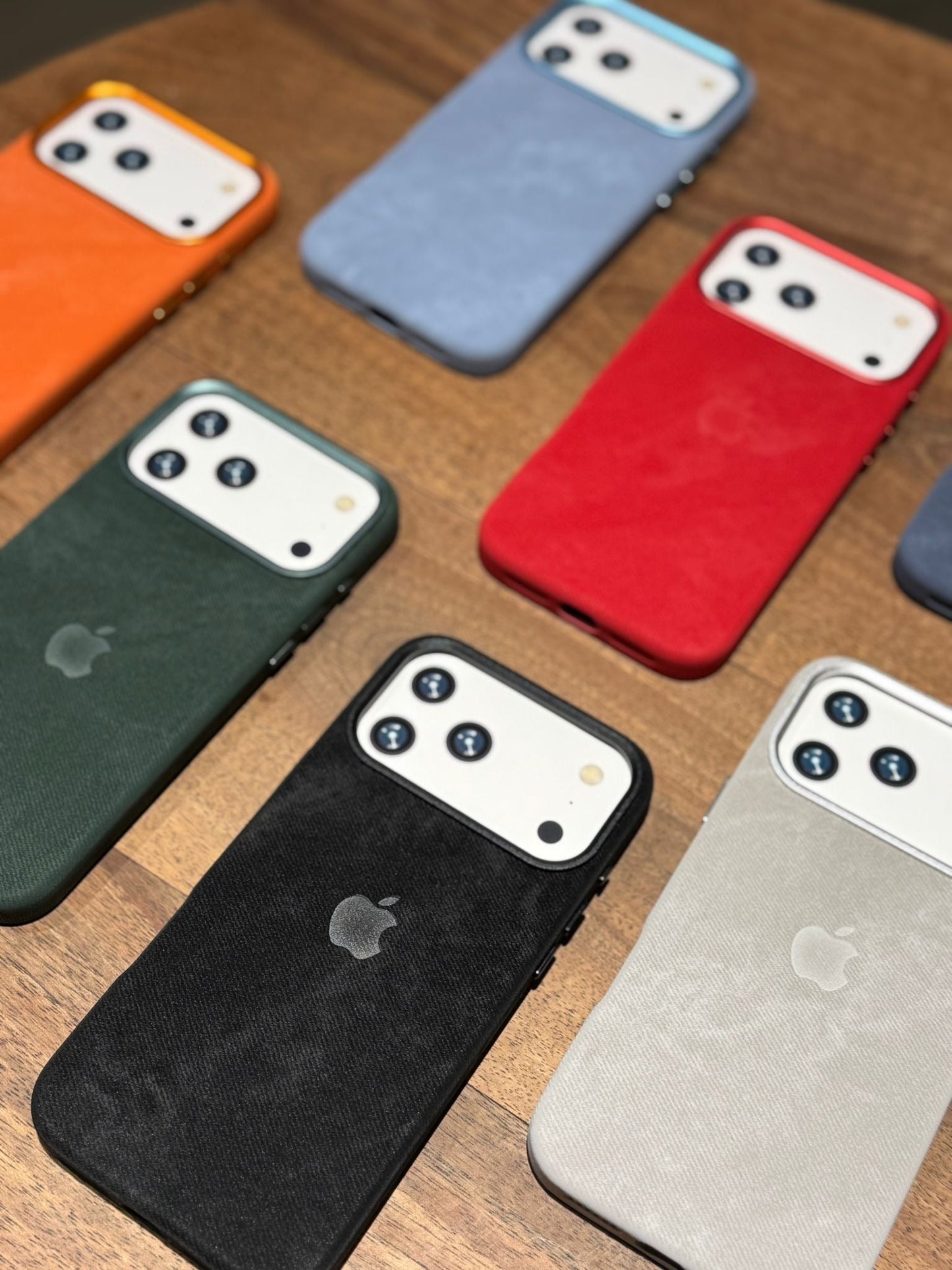 Süet MagSafe Özellikli iPhone Telefon Kılıfı
