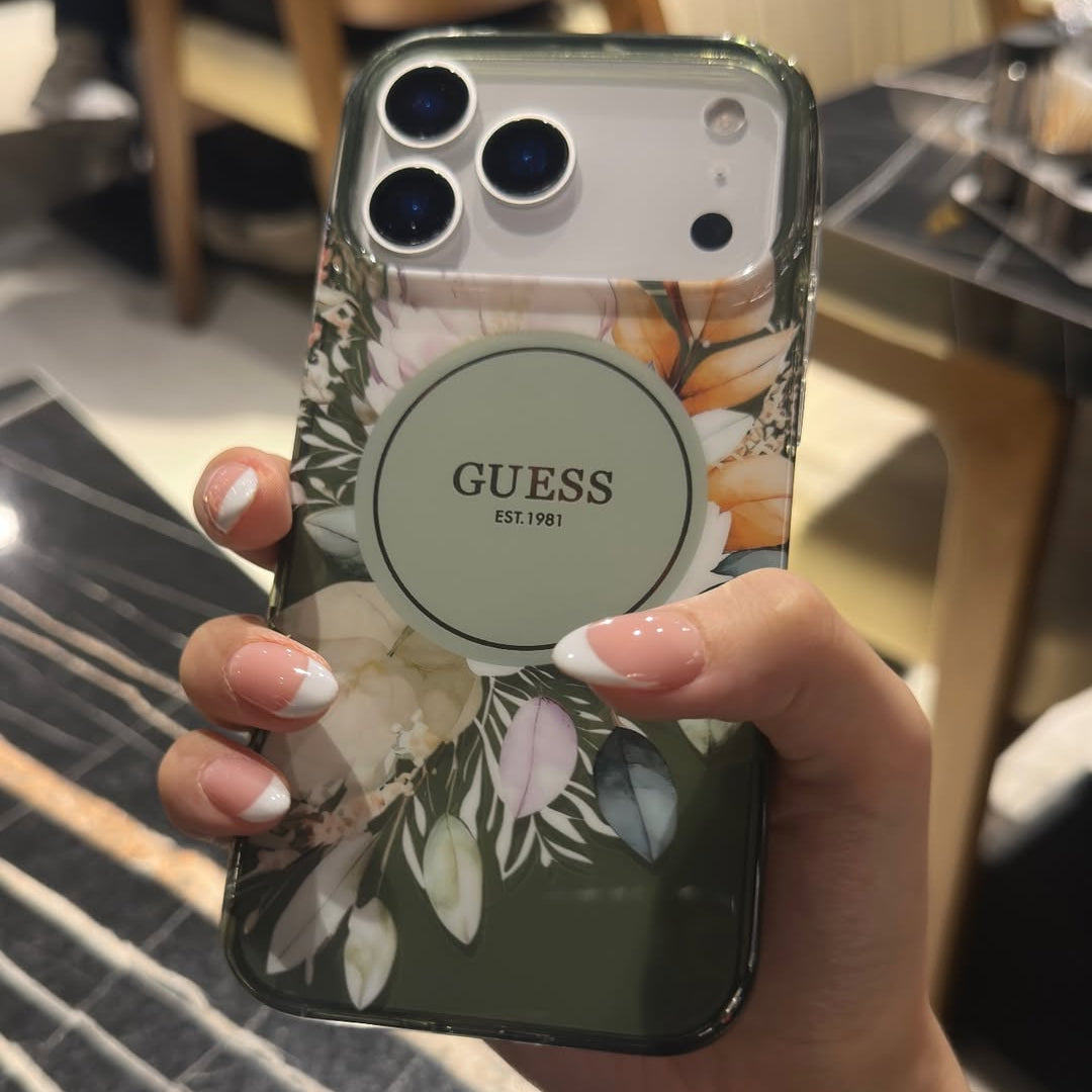 MagSafe Özellikli Guess Kılıflar