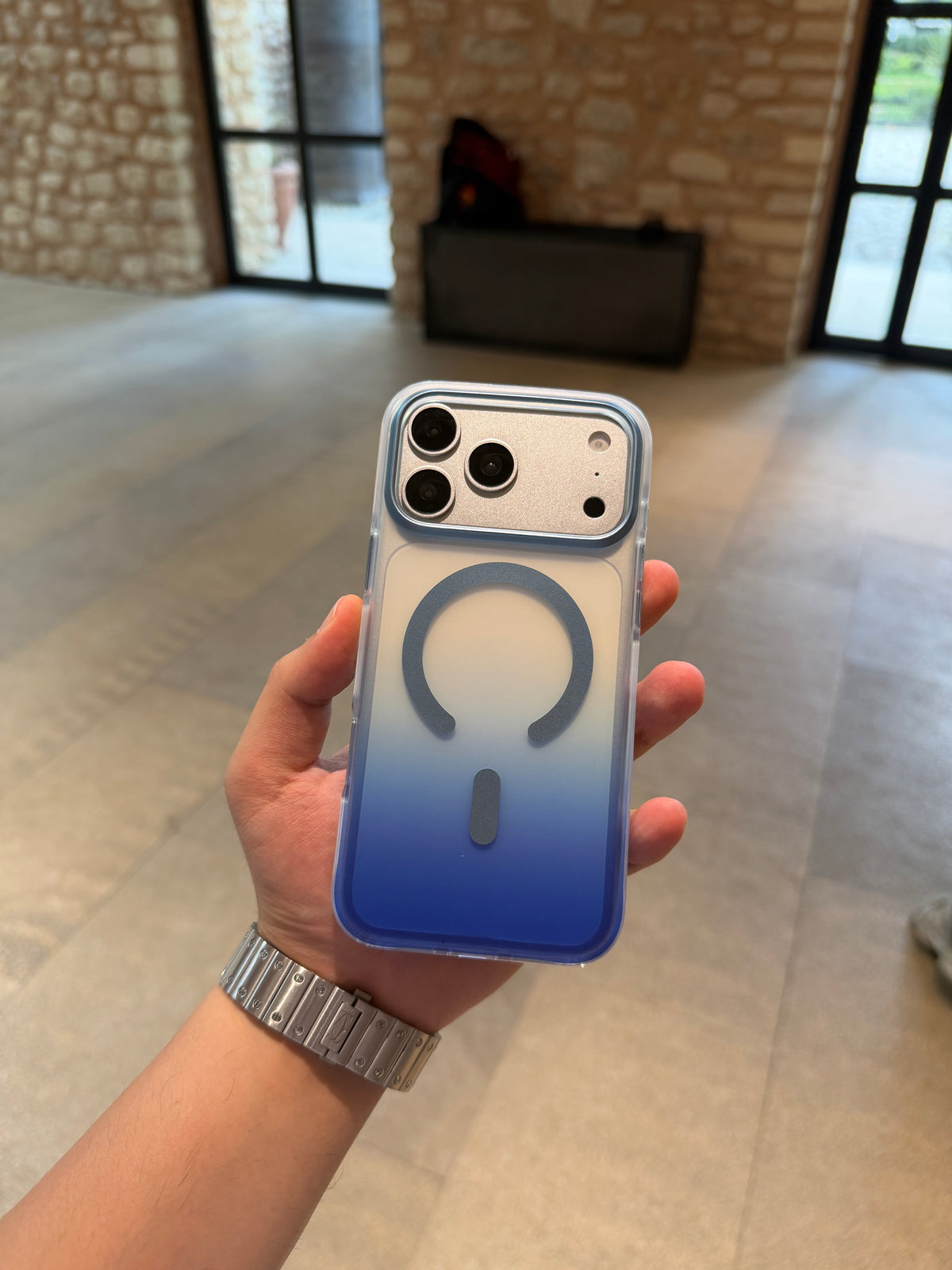 Aura MagSafe 18 Serisi Kılıf Mavi