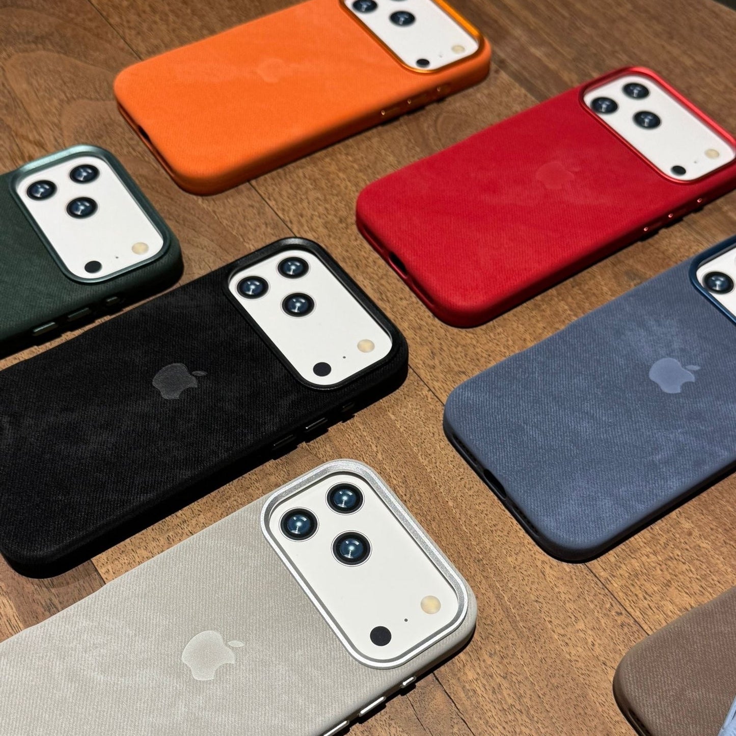 Süet MagSafe Özellikli iPhone Telefon Kılıfı