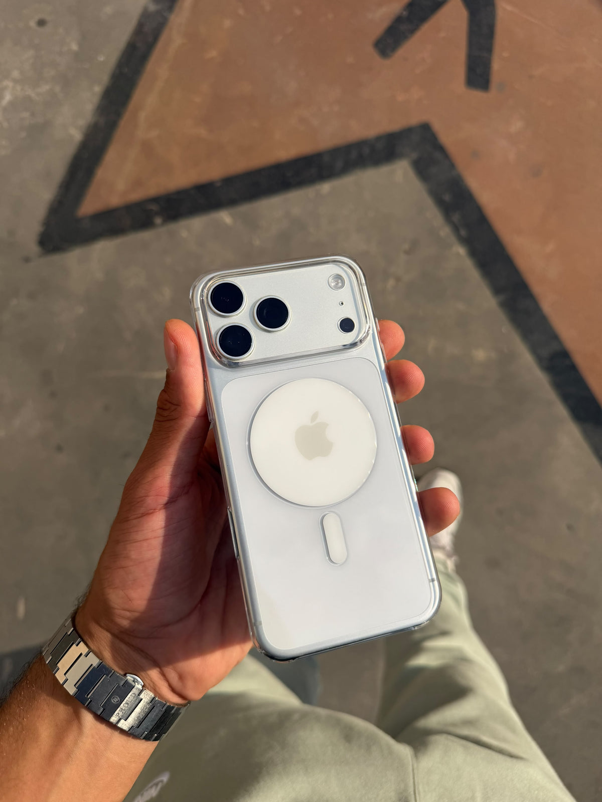iPhone MagSafe Özellikli Şeffaf Telefon Kılıfı