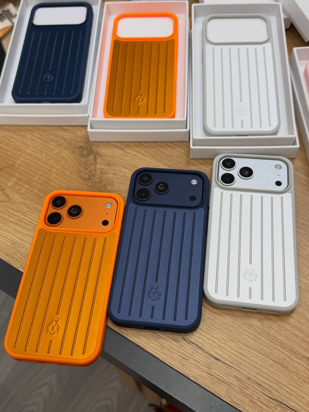 Rimowa İphone Telefon Kılıfı