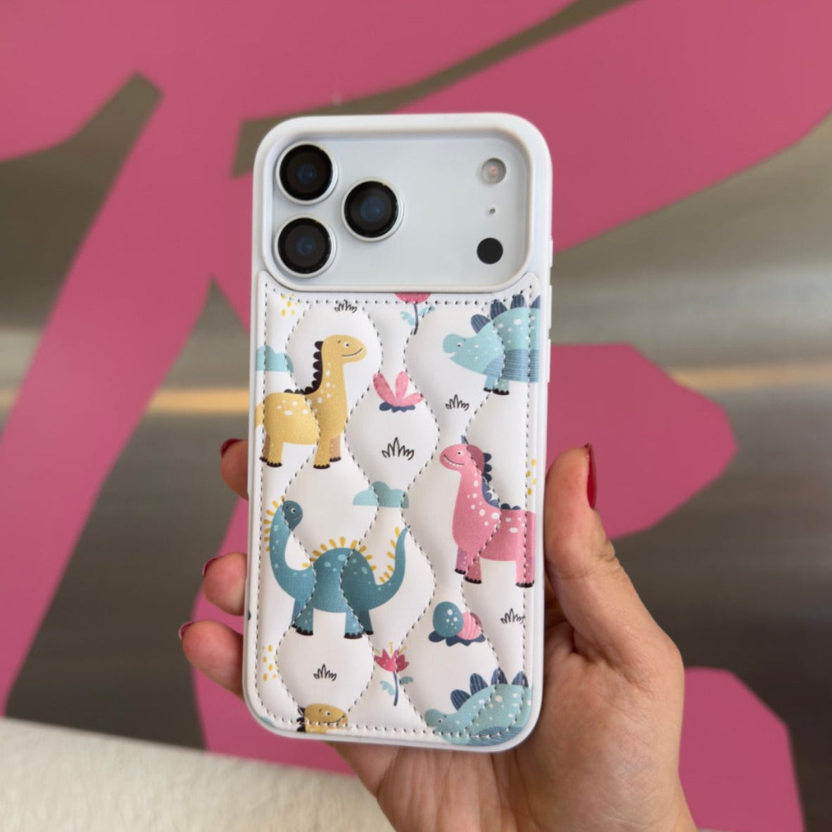 Dinazor Desenli Puflu Telefon Kılıfı