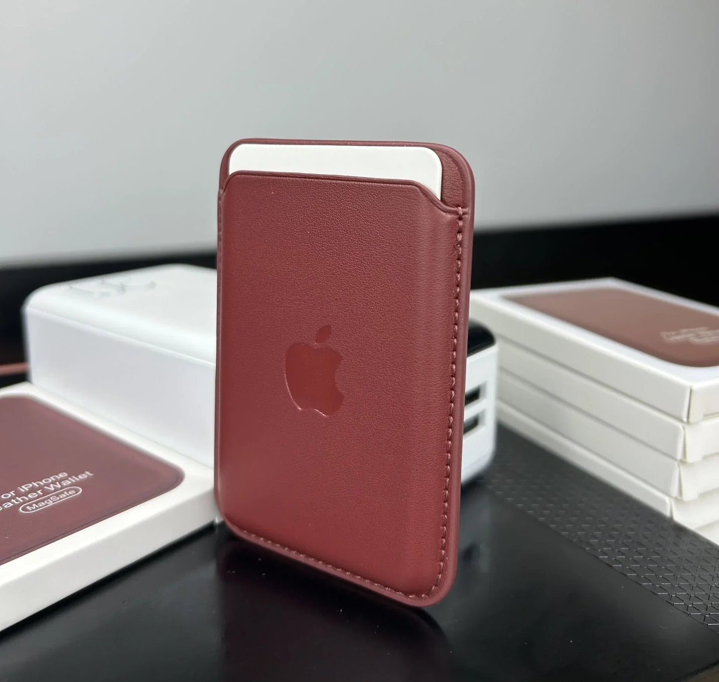 MagSafe Özellikli Deri Cüzdan Bordo