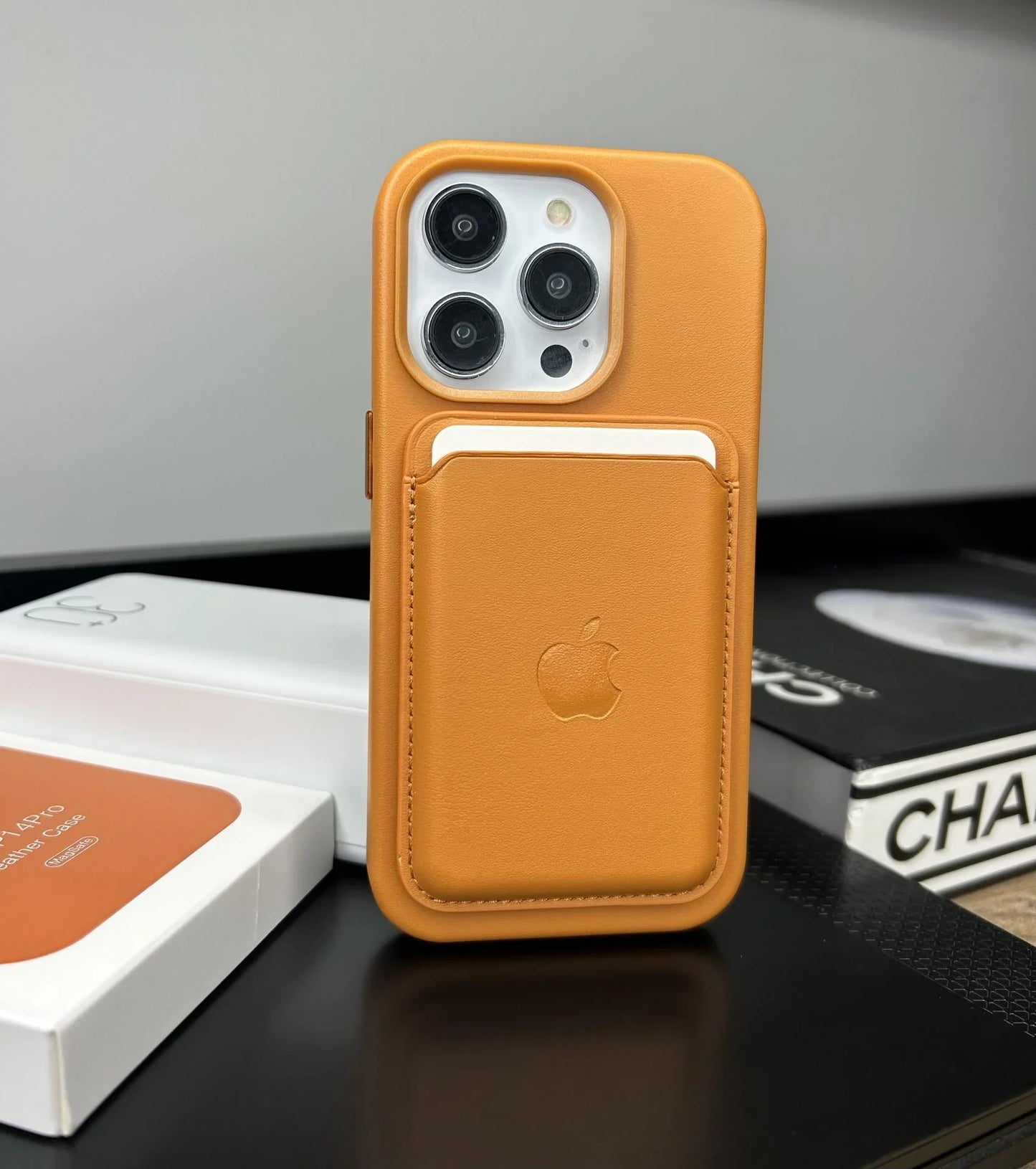Apple MagSafe Özellikli Deri Kılıf - Hardal