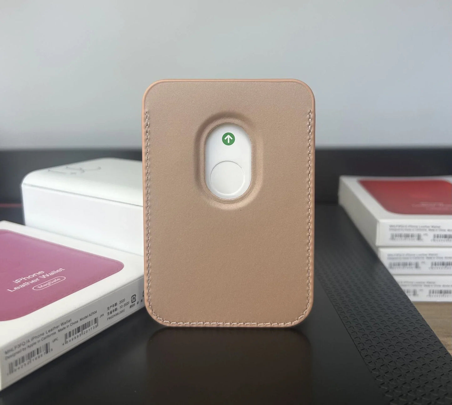 MagSafe Özellikli Deri Cüzdan Bej