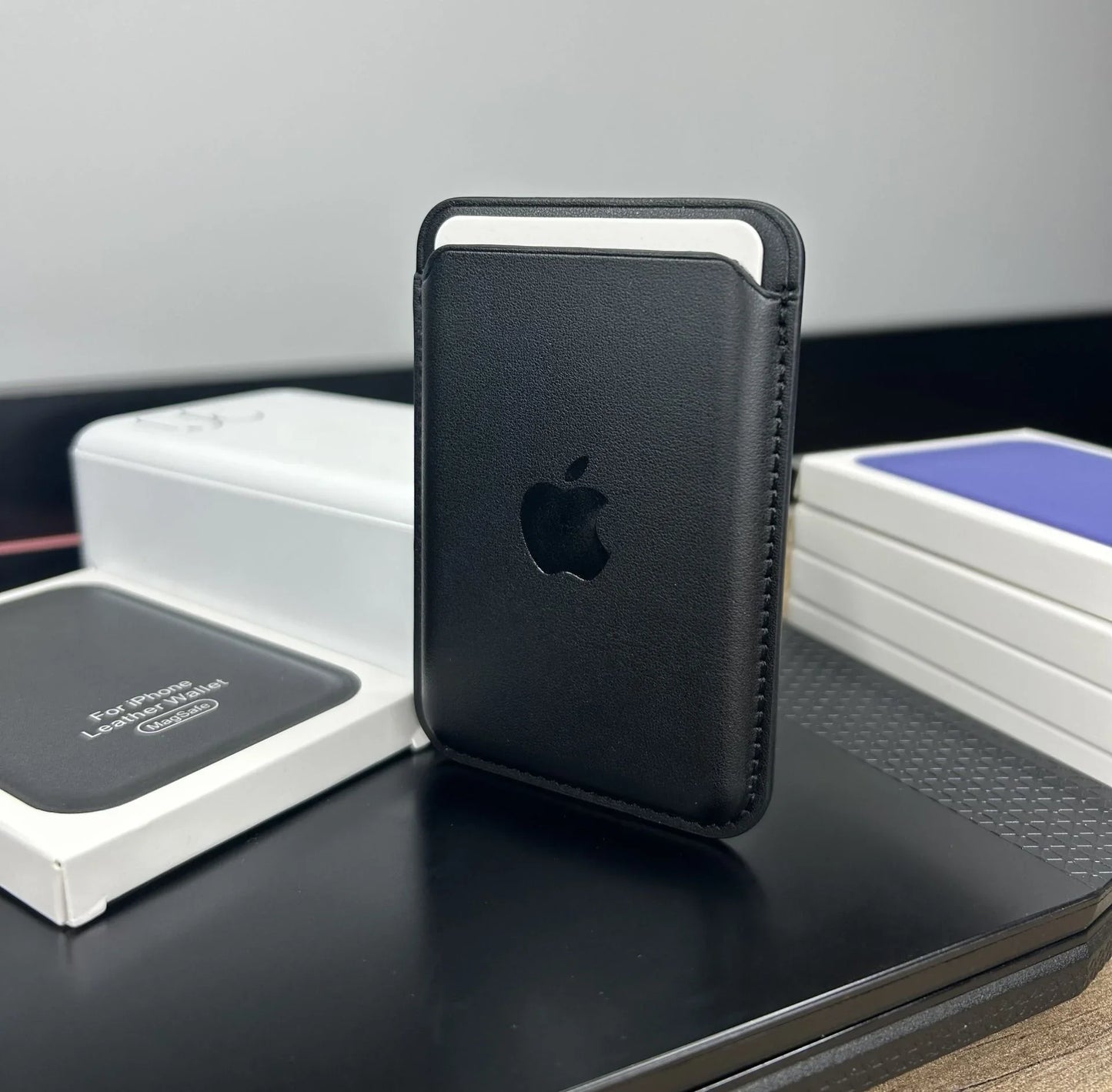MagSafe Özellikli Deri Cüzdan Siyah
