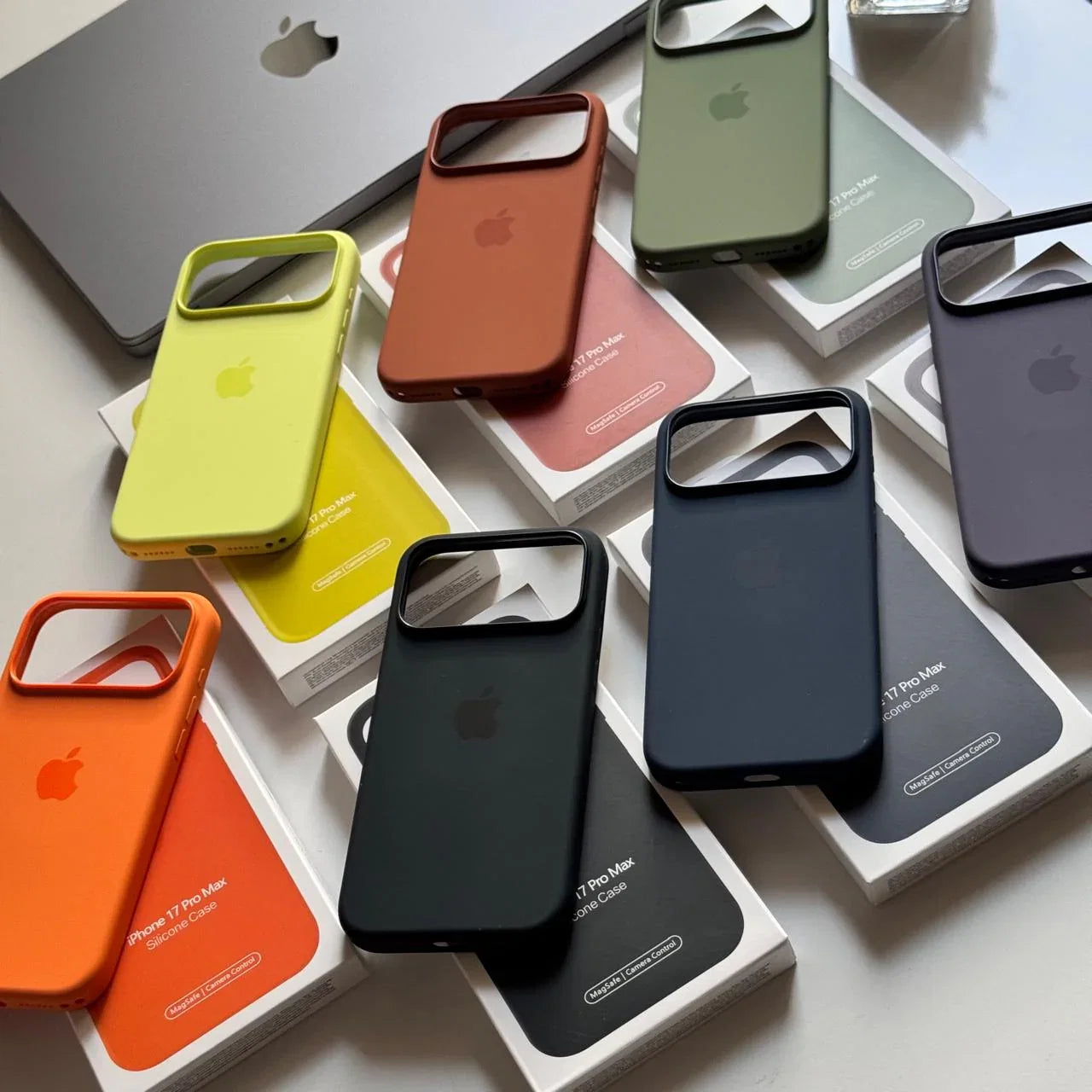 iPhone Lacivert Lansman Kılıf