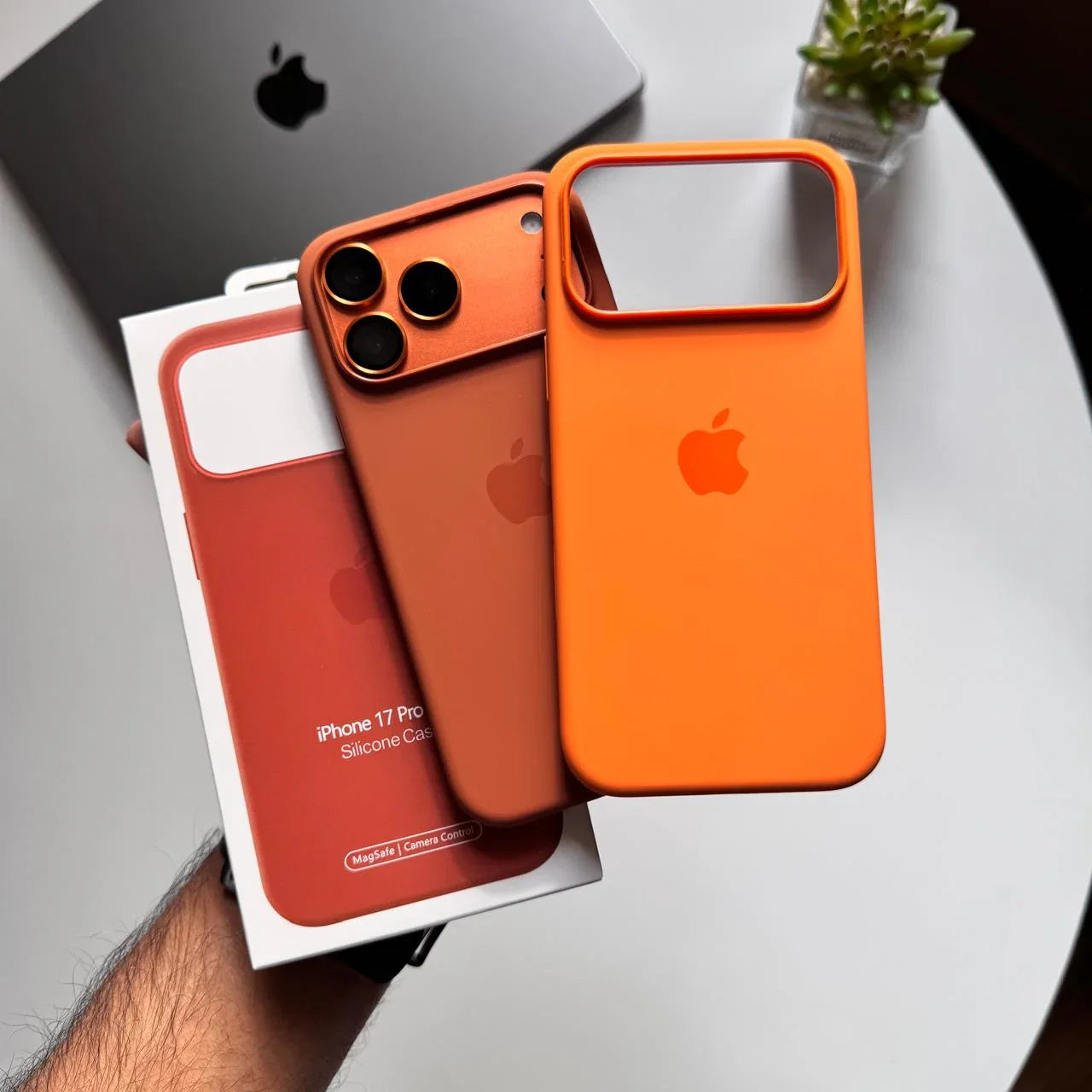 iPhone Turuncu Lansman Kılıf